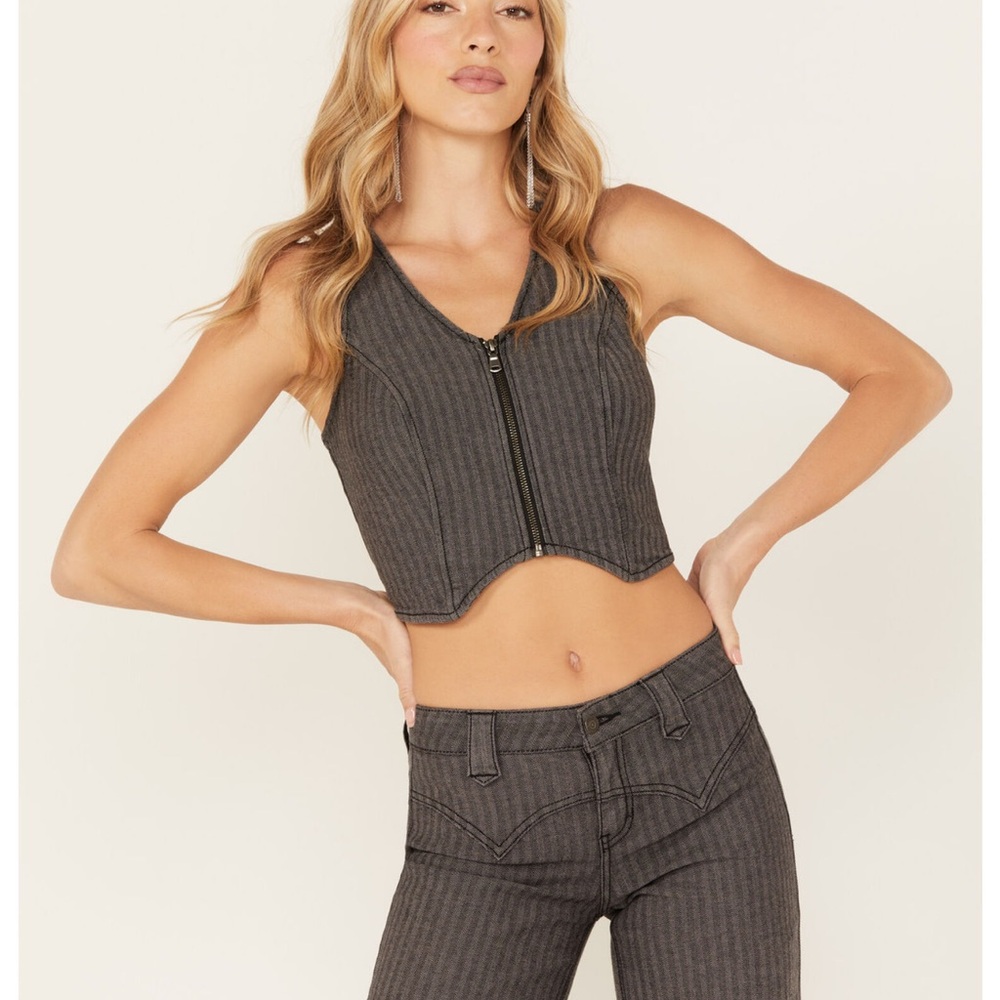 IDYLLWIND WOMEN'S ANNEX HERRINGBONE  Vest zip boot barn listed online for $40